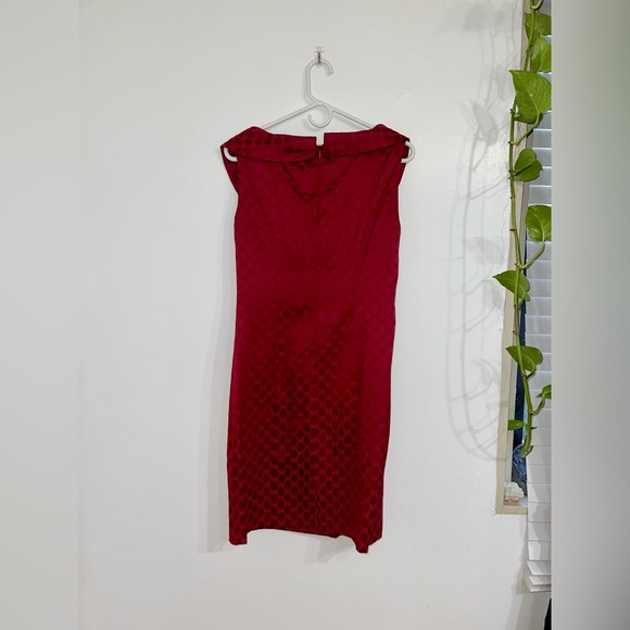 Alexander McQueen Red Sleeveless Dress - Picture 2 of 4